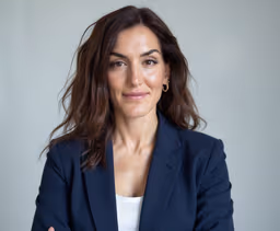 Portrait von Serpil Aydin